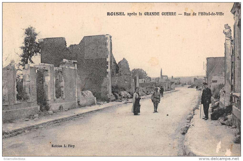 Roisel      80        Guerre 14/18   Rue De L'Hôtel De Ville - Roisel