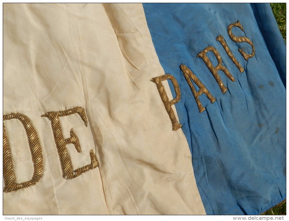 SUPERBE DRAPEAU FANFARE De PARIS Années 1920-1930 à Voir !!!!!!!!! - Drapeaux