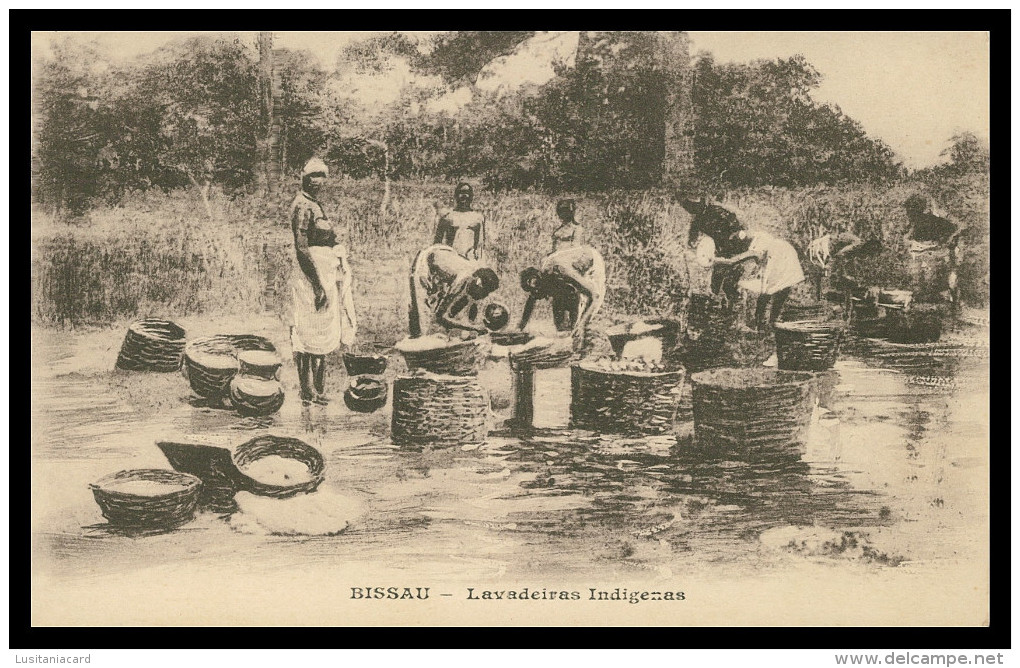 GUINÉ-BISSAU -  LAVADEIRAS- Lavadeiras Indigenas Carte Postale - Guinea-Bissau