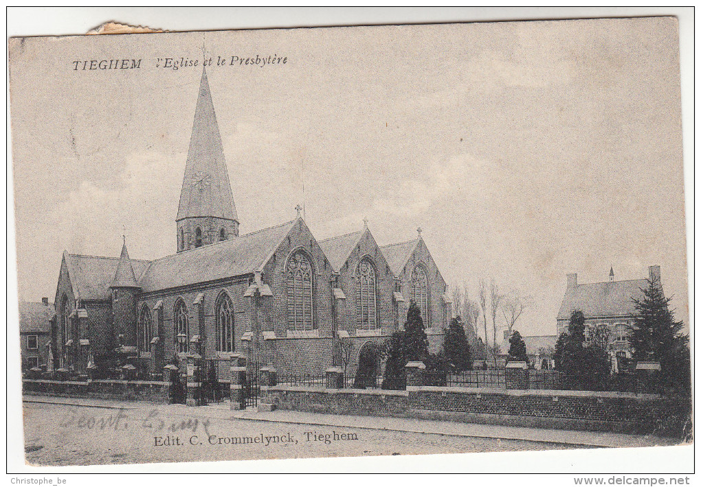 Tieghem, Tiegem, L'Eglise Et Le Presbytère (19171) - Anzegem