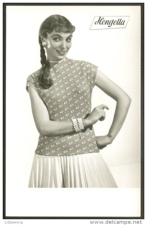 AALEN Württemberg HENGELLA Clothing Products FASHION 60´s ADVERT WERBUNG PHOTO (rppc) 14 X 9 Cm PIN-UP Model - Aalen