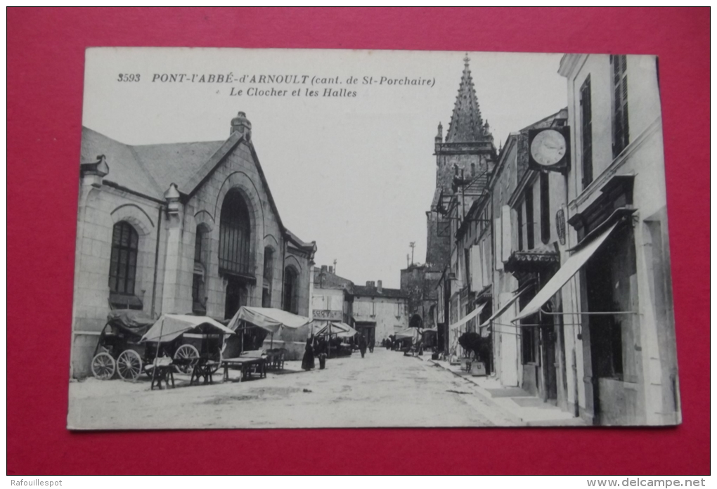 C P  Pont L'abbe D'arnoult Le Clocher Et Les Halles - Pont-l'Abbé-d'Arnoult