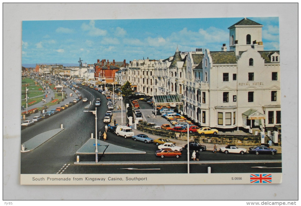 SOUTHPORT  SOUTH PROMENADE FROM KINGSWAY CASINO - Southport