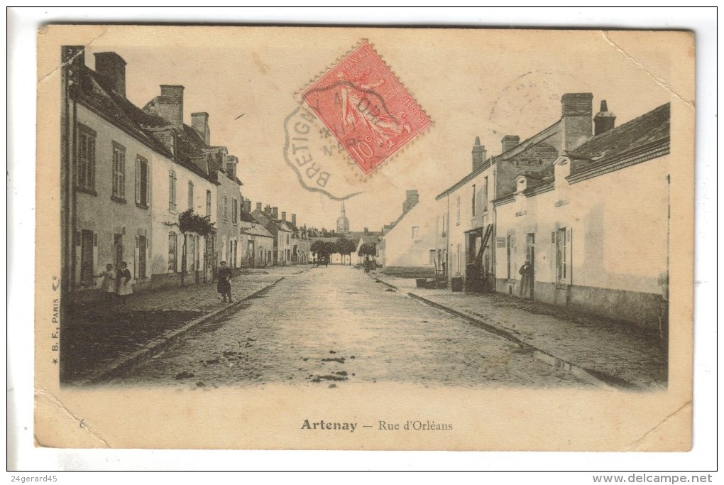 CPA ARTENAY (Loiret) - Rue D'Orléans - Artenay