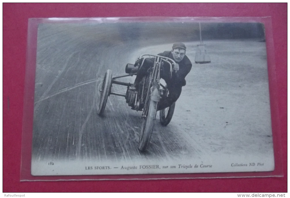 Cp Les Sports Auguste Fossier Sur Son Tricycle De Course - Motorradsport