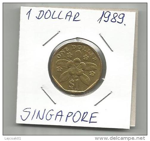 C7 Singapore 1 Dollar 1989. - Singapore