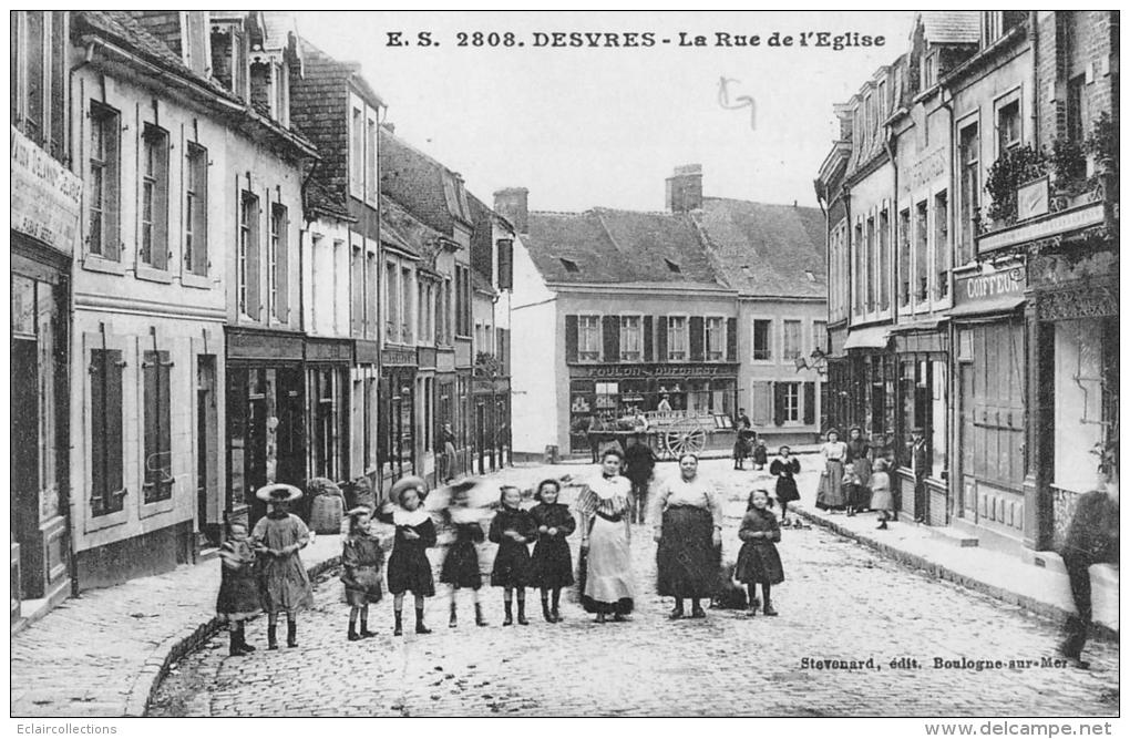 Desvres   62     La  Rue De L'Eglise - Desvres