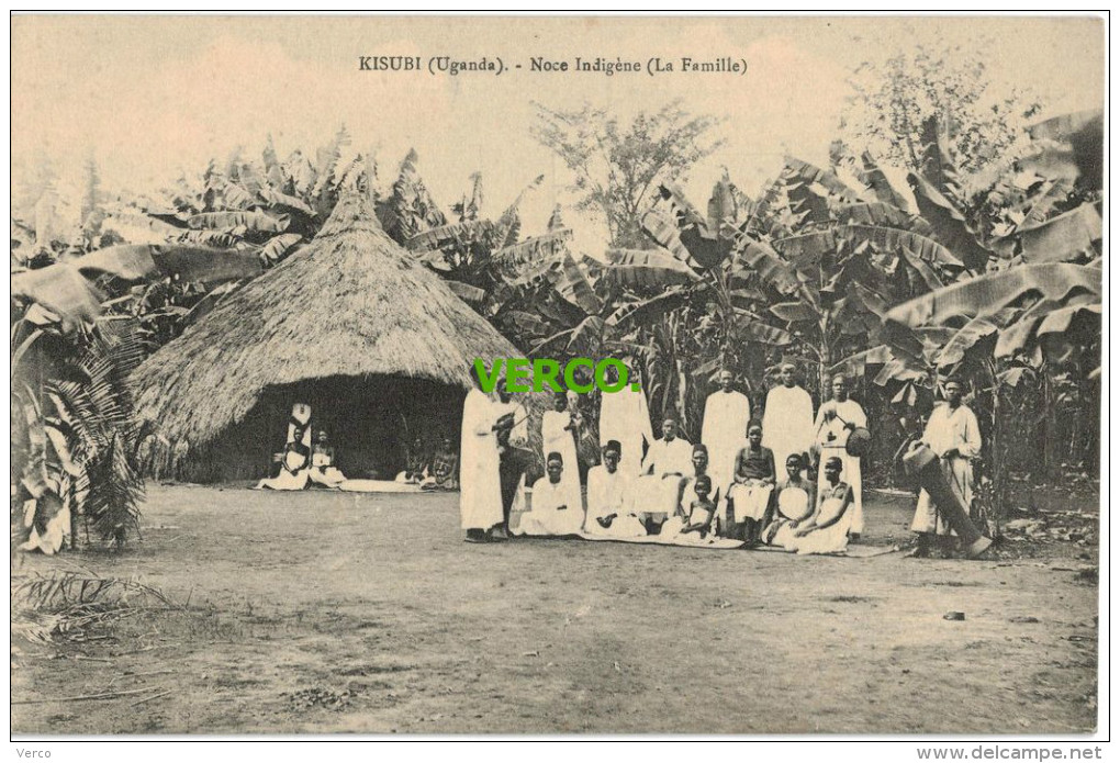 Carte Postale Ancienne De OUGANDA – KISUBI – NOCES INDIGENES (LA FAMILLE) - Uganda