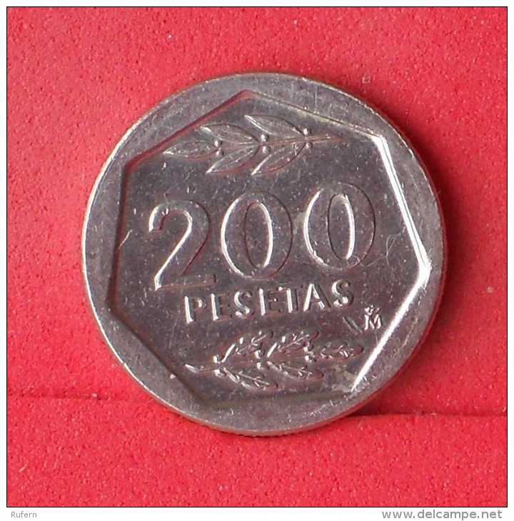 SPAIN  200  PESETAS  1986   KM# 829  -    (Nº12487) - 100 Peseta