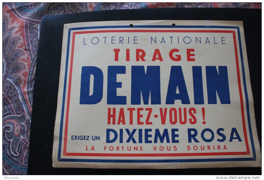 VINTAGE PLAQUE PUBLICITAIRE KIOSQUE LOTERIE NATIONALE RECTO CE SOIR VERSO DEMAIN HATEZ VOUS EXIGEZ 10é ROSA FORTUNE RARE - Paperboard Signs