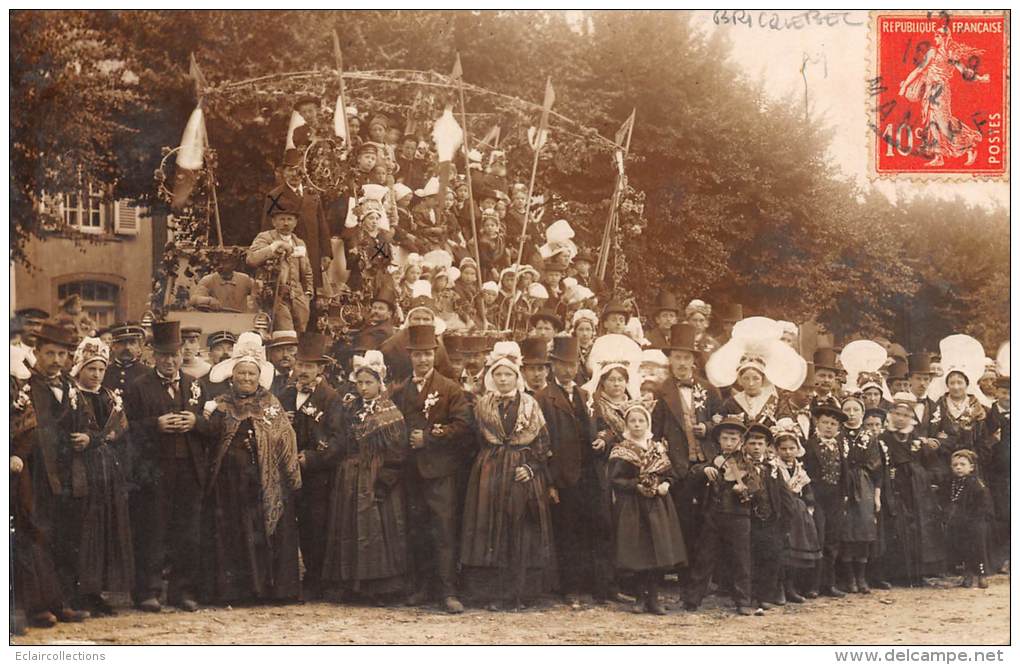 Bricquebec        50     Carte Photo. Fête Locale. - Bricquebec