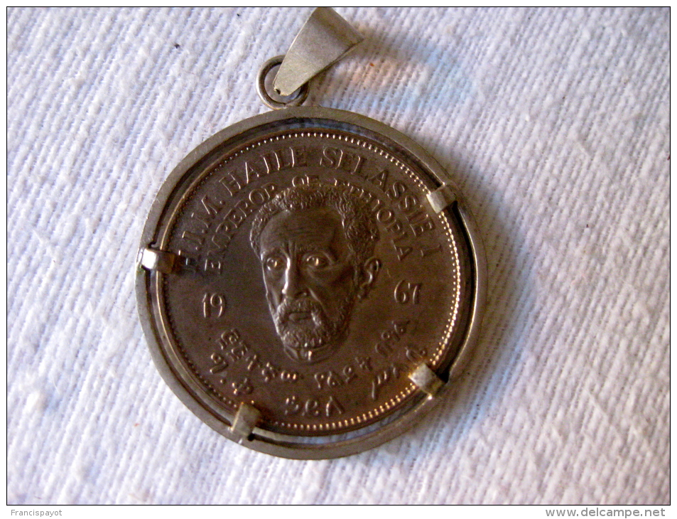 Medal Haile Selassie 75th Birthday 1967 - With Jewelry Hanging - Adel