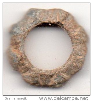 Fusaïole à 8 Cabochons - (Rouelle ?) - Keltische Münzen