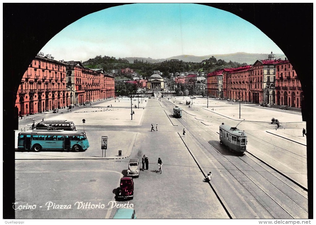 02517 "TORINO - PIAZZA VITTORIO VENETO"  ANIMATA, AUTO, TRAMWAY,   CART. NON  SPED. - Places