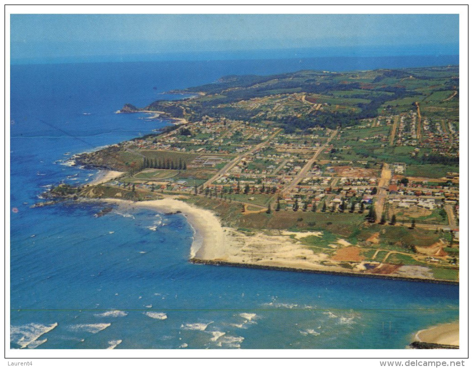 (414) Australia - NSW - Port Macquarie Beach (bent In Centre) - Port Macquarie