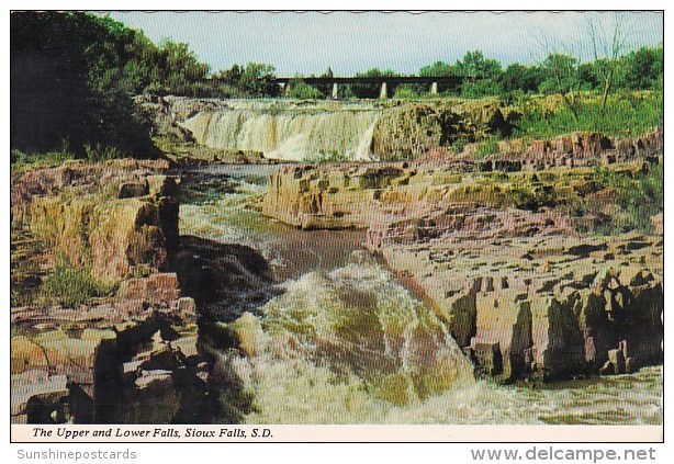 The Upper And Lower Falls Sioux Falls South Dakota - Sioux Falls