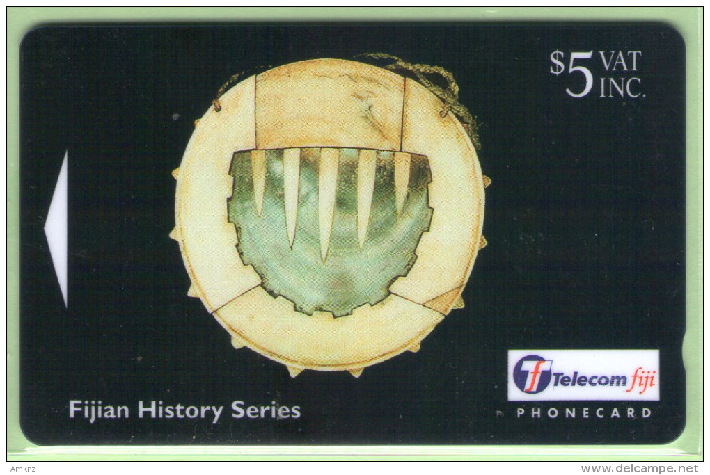 Fiji - 1998 Artifacts - $5 Breastplate - FIJ-116 - VFU - Fiji