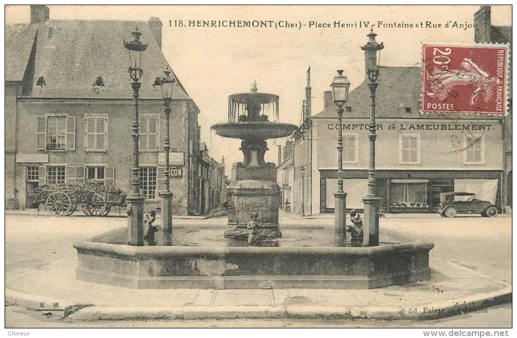 HENRICHEMONT PLACE HENRI IV ET RUE D'ANJOU - Henrichemont