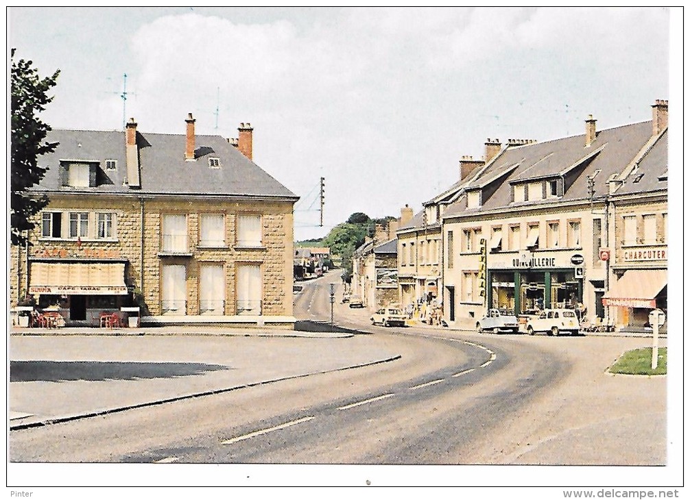 LE CHESNE - Place Du Parlement - Le Chesne