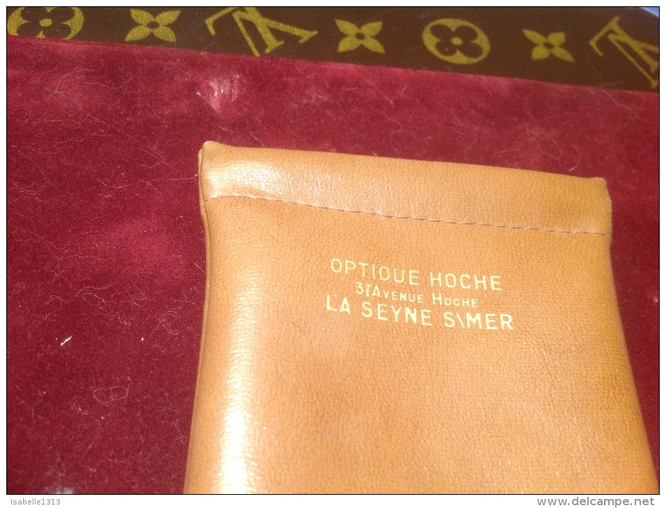 Pochette à Lunette Vide La Seyne Sur Mer Var Optique Hoche - Lunettes