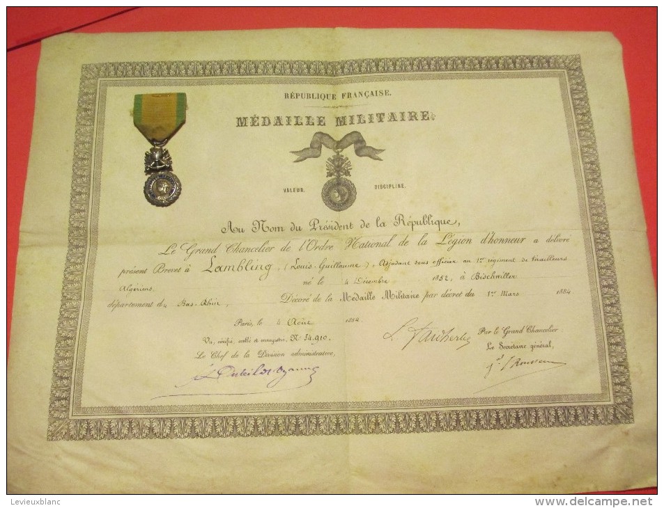 Brevet De Médaille Militaire/Grand Chancelier Ordre National Légion Honneur/1er Régt Tirailleurs Algériens/1884 DIP110 - Sonstige & Ohne Zuordnung