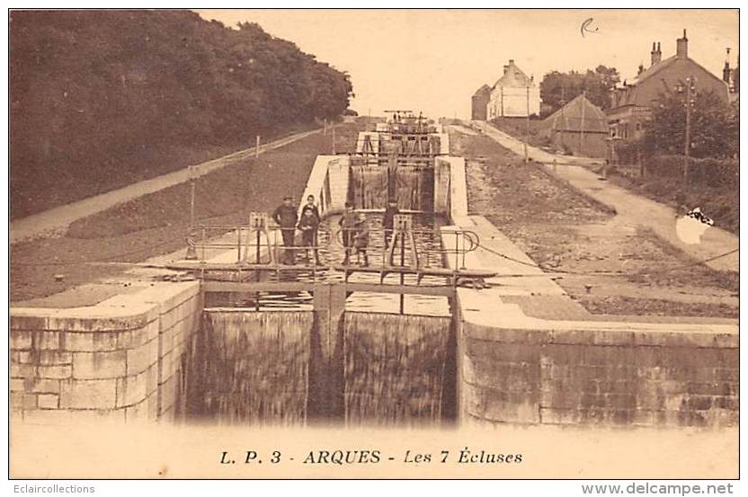 Arques     62        Canal .  Les Sept écluses - Arques