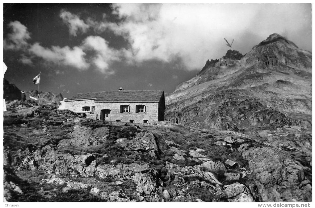 SAC Hütten Sustli  Hütte - Hütten