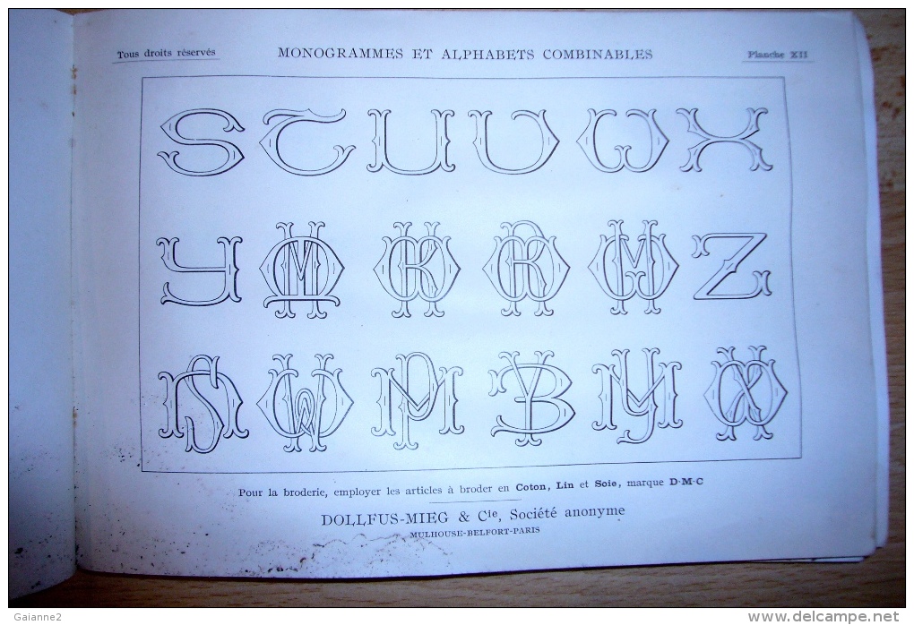 MONOGRAMMES ET ALPHABETS COMBINABLES