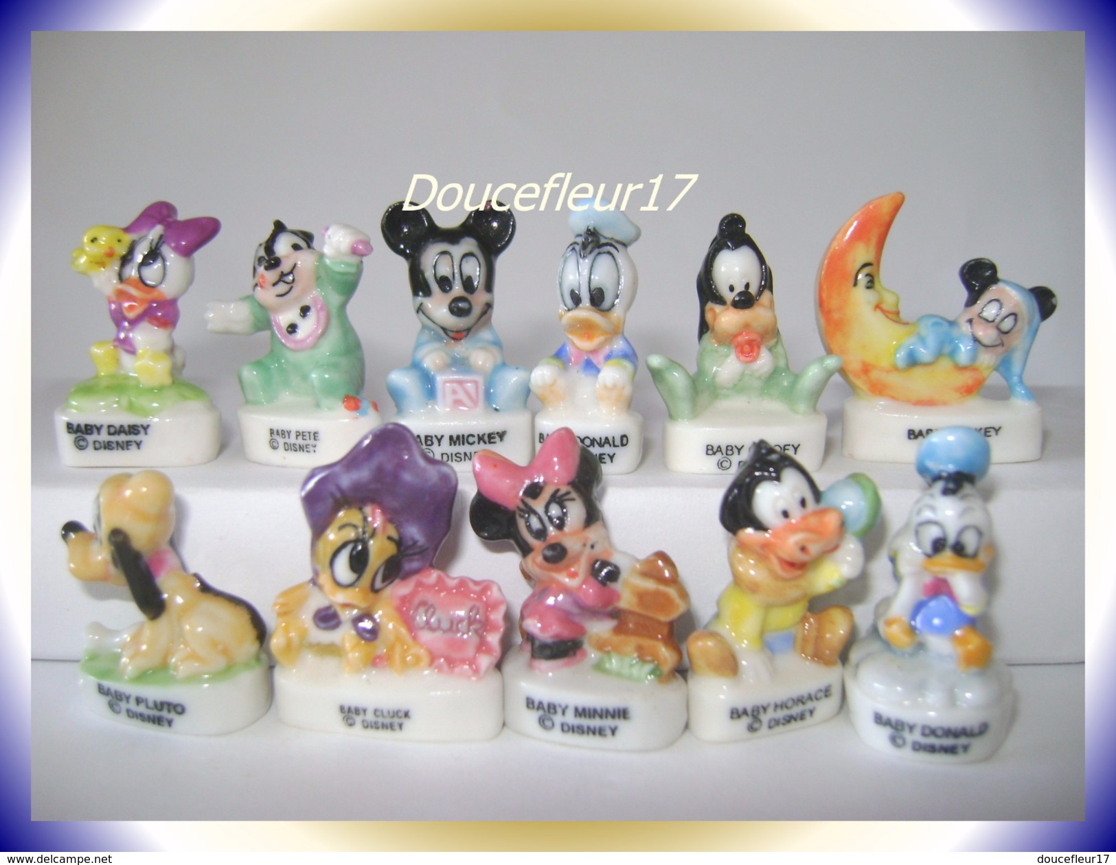 Baby Mickey... 11 Feves....Ref AFF 23-1997 ...(pa 009) - Disney