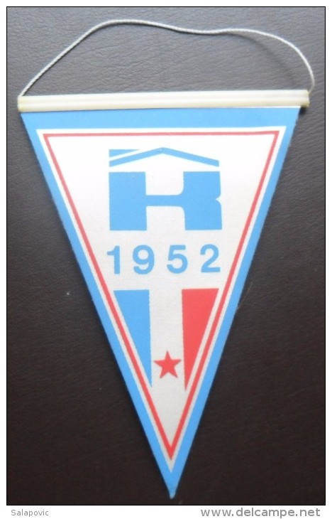 PENNANT HANDBALL CLUB RK KRIVAJA ZAVIDOVICI - Handball