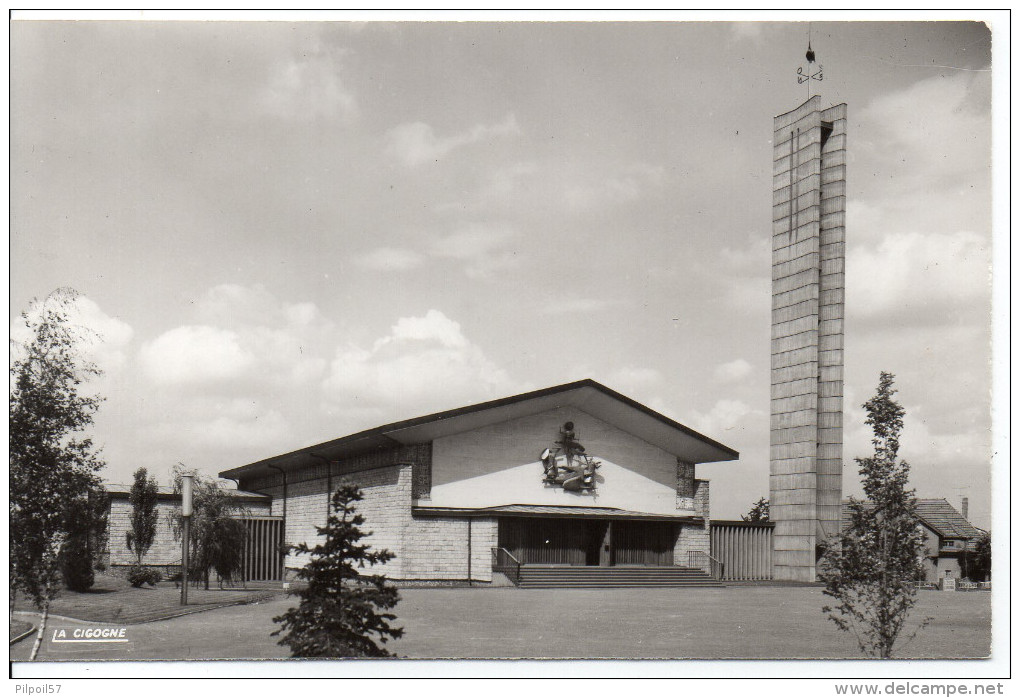 57 HAGONDANGE - Eglise De La Cité (arch: Desmarais Paris) - Hagondange