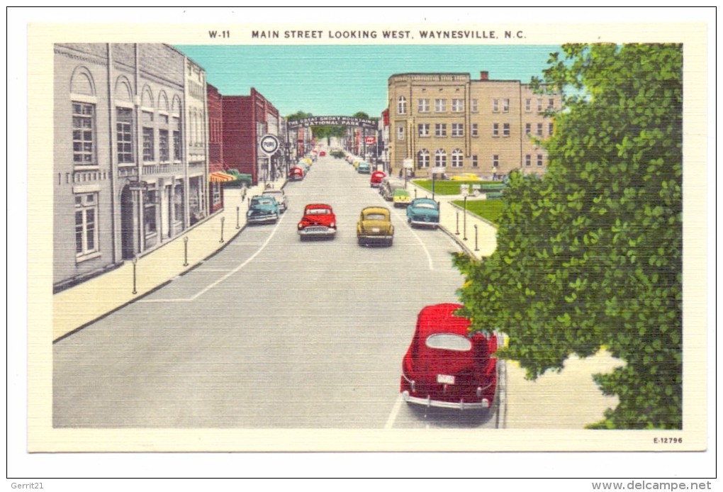 USA - NORTH CAROLINA - WAYNESVILLE, Main Street Looking West - Winston Salem