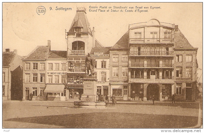 Sottegem / Zottegem : Grote Markt  ( Met Winkels-café-..) En Standbeeld Graaf Van Egmont - Zottegem