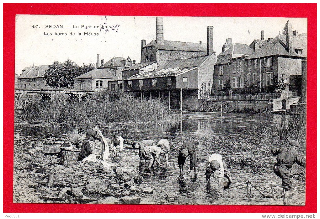 08. Sedan. Le Pont De Bois. Les Bords De La Meuse, Lavandières Et Enfants. 1907 - Sedan