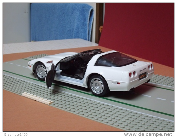 CORVETTE ZR-1 De Couleur Blanche De 1992 - Echelle 1/18ème - Maisto