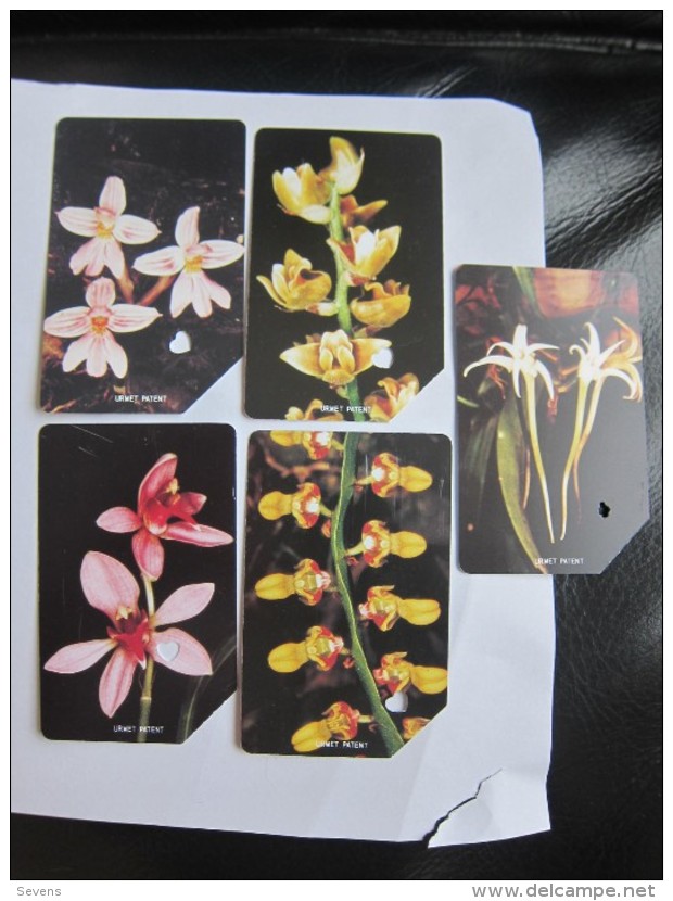 Urmet Phonecard,orchids,set Of 5,used,each Card Punched With Heart Shape - Sierra Leone