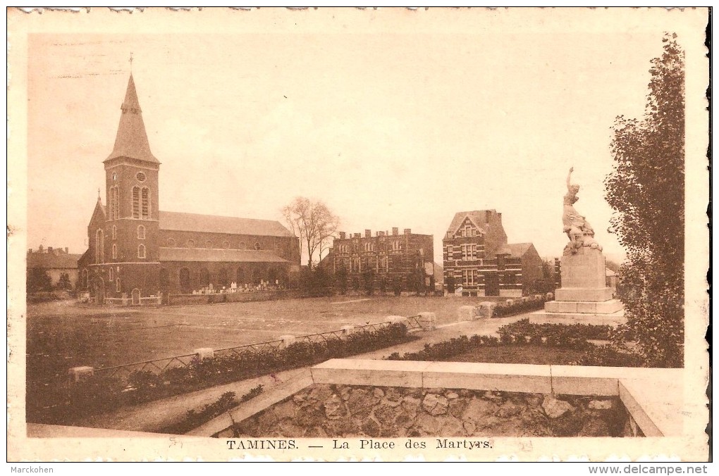 SAMBREVILLE - TAMINES (5060) : La Place Des Martyrs. CPSM. - Sambreville