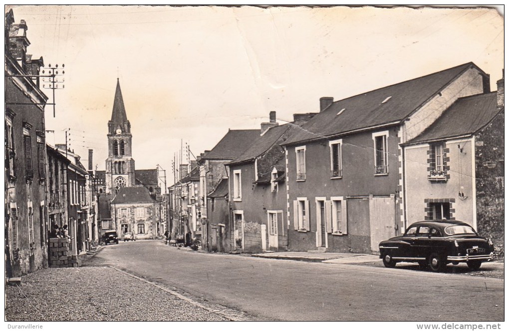 53 - GREZ En BOUERE (Crez) - L'église Et Route De Chateau Gontier - Crez En Bouere