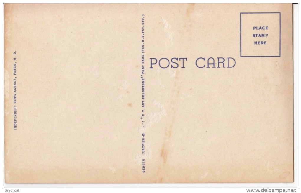 Red River Between Fargo, ND - Moorhead, Minnesota Unused Linen Postcard [17122] - Fargo