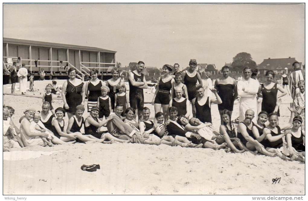 Kellenhusen - S/w Gruppenaufnahme Am Strand - Kellenhusen