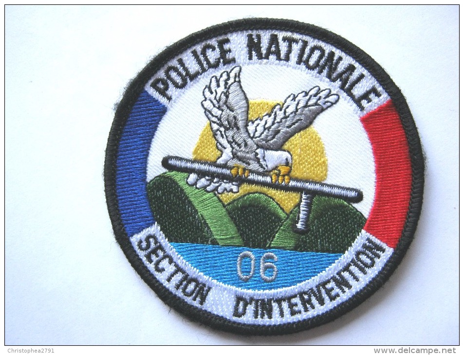 INSIGNE TISSUS PATCH  POLICE NATIONALE LA SECTION D'INTERVENTION DE NICE 06 ETAT EXCELLENT - Polizia