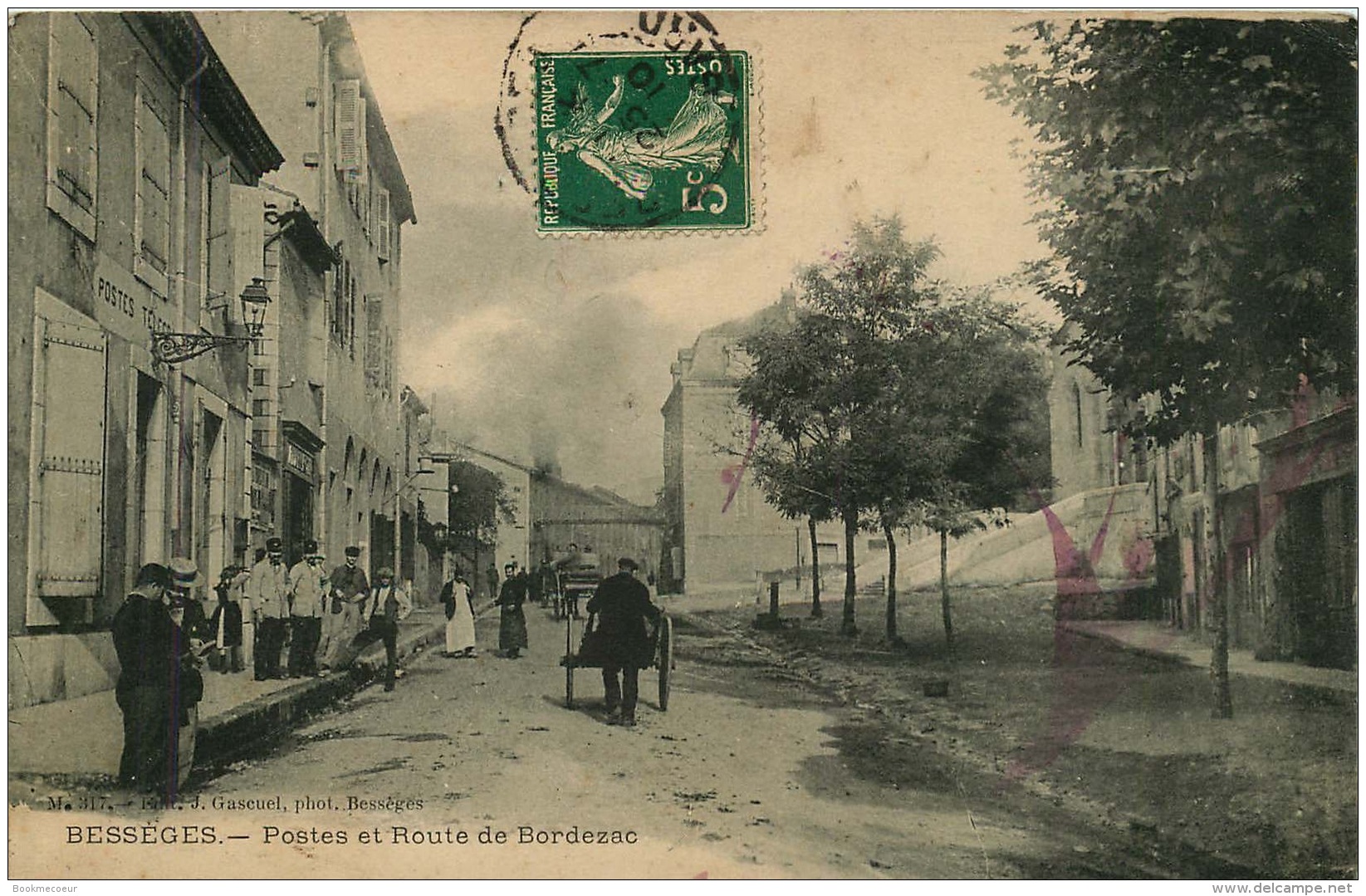 BESSEGES   Poste &amp; Route De Bordezac  NOIR  &amp; BLANC  Voyagée En 1910 Pour Montpellier T De Surtaxe + 10 Cts - Bessèges