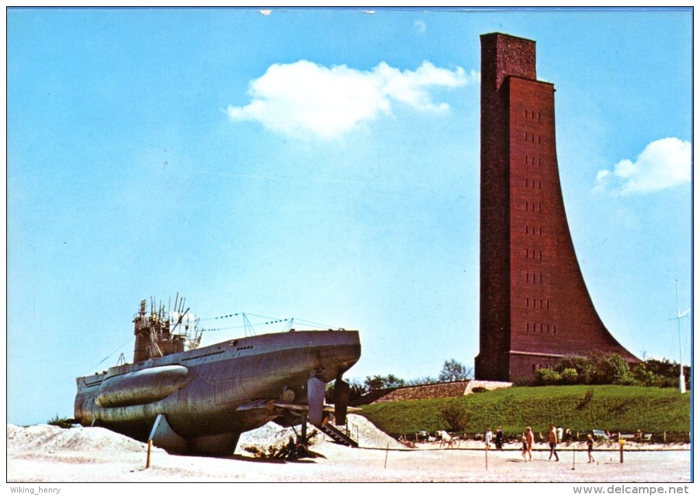 Laboe - Marine Ehrenmal Und U 995  3 - Laboe