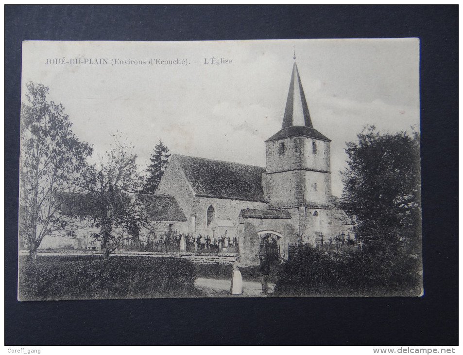 JOUE-DU-PLAIN - (Environs D'Ecouché) - L'Eglise - Cimetière - Ecouche