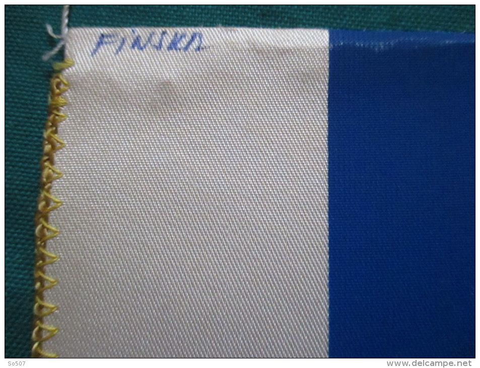 Small Flag-Finland 11x22 Cm - Vlaggen