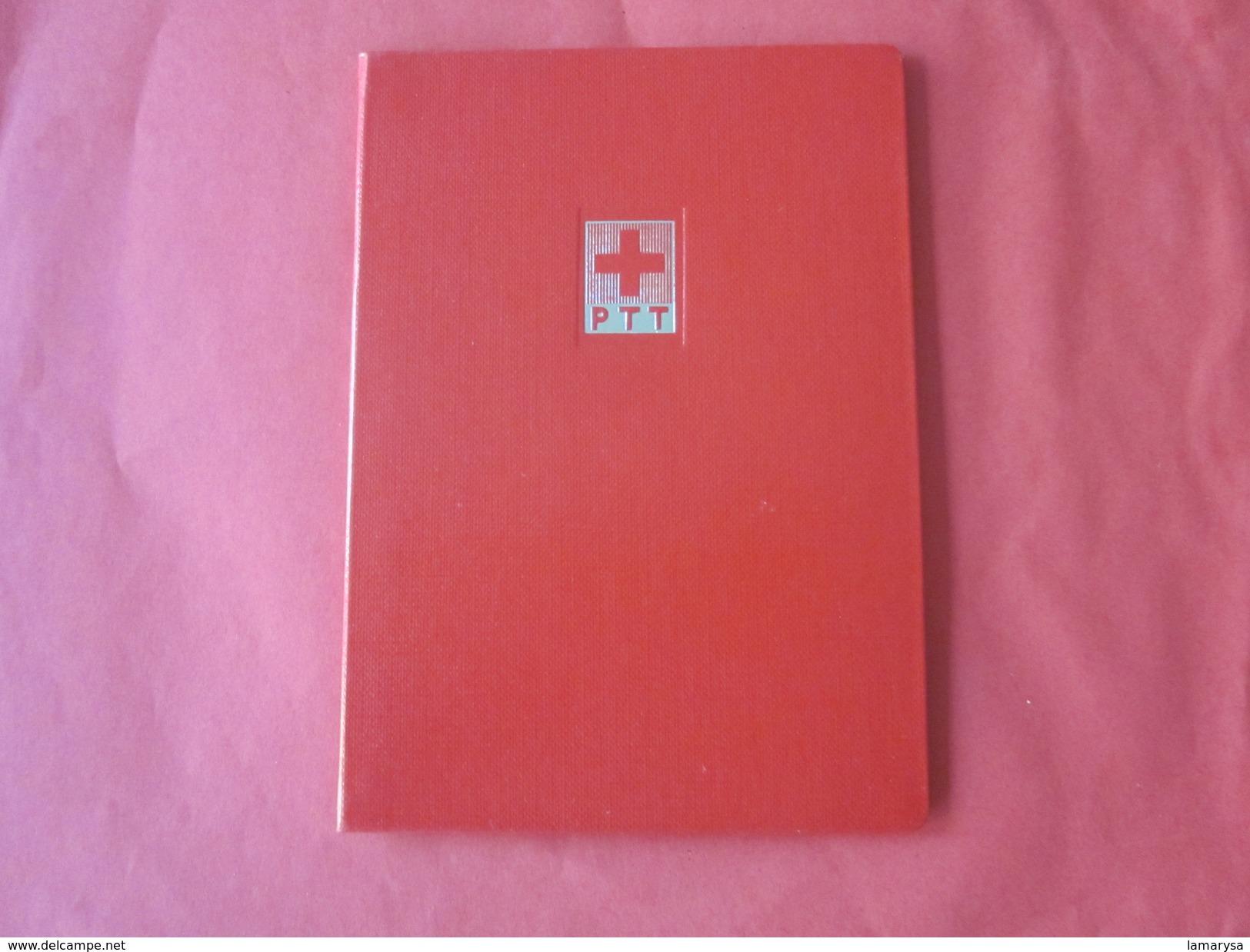 Helvetia Suisse Croix Rouge Matériel,Album Rouge à Bande Pour Timbres Postes Petit Format,fond Blanc Port Postal Offert - Petit Format, Fond Blanc