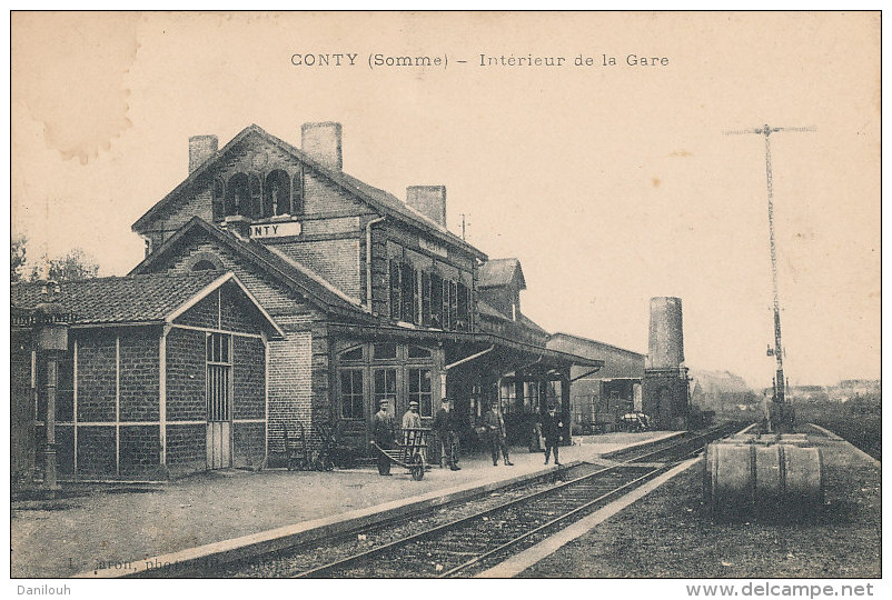 80 // CONTY   Intérieur De La Gare   ** - Conty