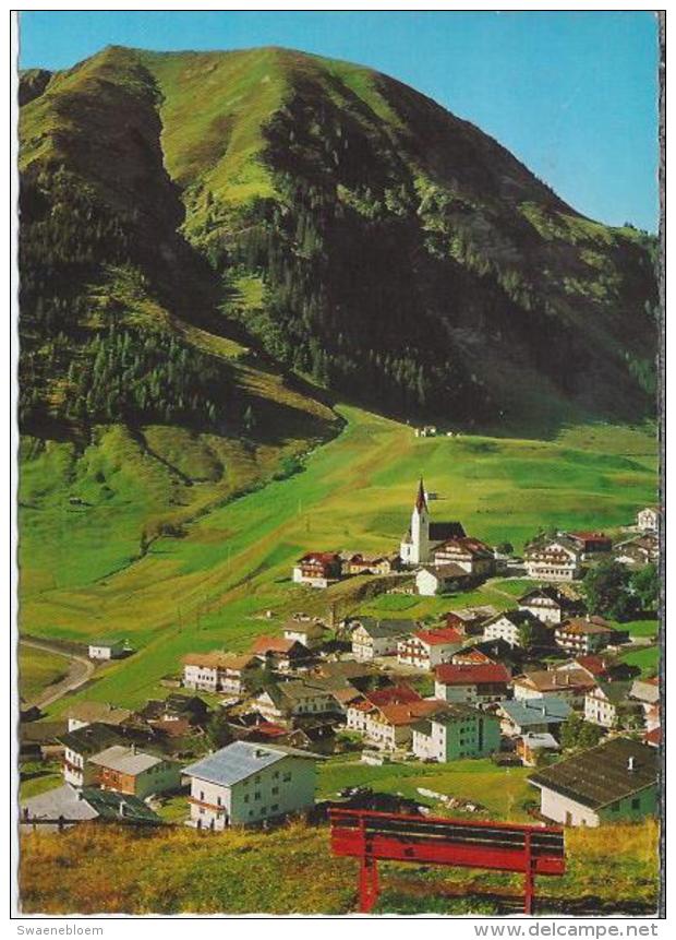 AT.- Berwang 1336 M./Tirol Mit Honig. 1980.. 2 Scans. - Berwang