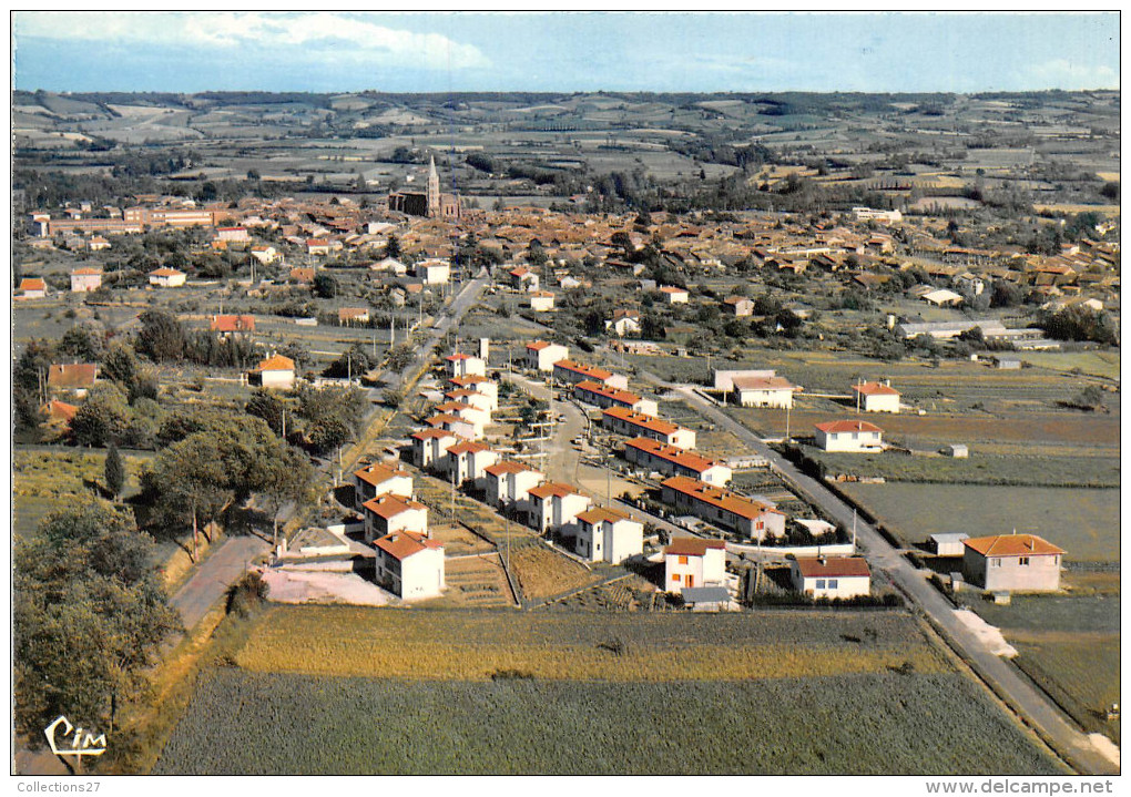 82-BEAUMONT-DE-LOMAGNE- VUE AERIENNE , LES BASTIDES DE GILLAC - Beaumont De Lomagne