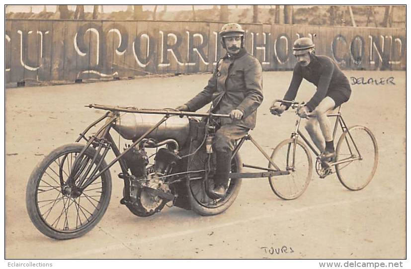 Sport. Cyclisme.      Course  Derrière Motocyclette Derny. Vélodrome De Tours .Carte Photo. Delaler Cycliste - Radsport